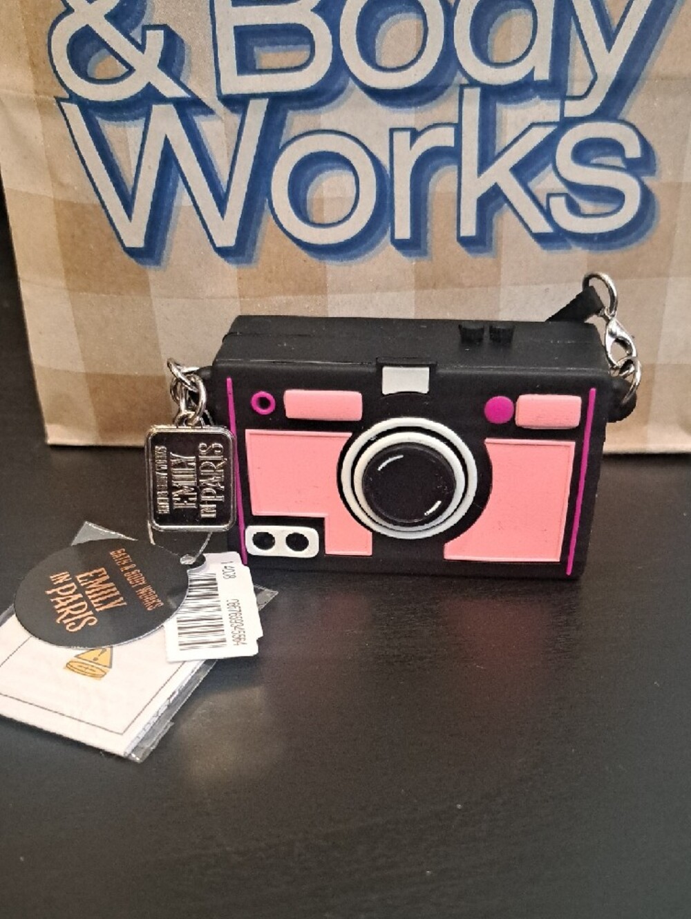 Bath & Body Works Emily In Paris Camera Pocketbac Holder - Picture 3 of 3